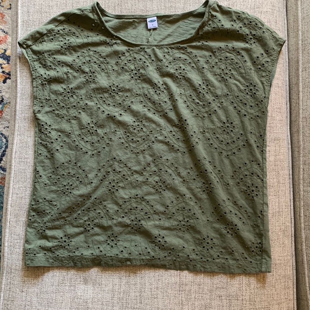 Old Navy // Olive Green Top // Size Adult Medium